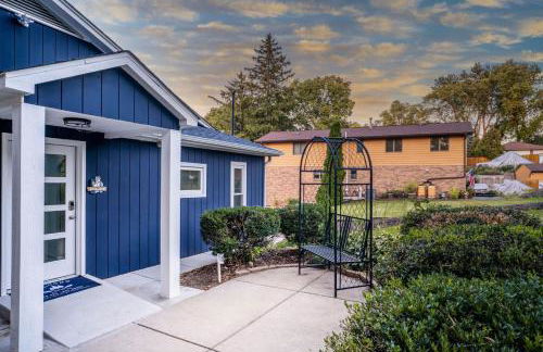 The Blue Sapphire 3BR 3BA Luxury Lakefront Home on Mineola Bay Stunning Views on Chain O Lakes - Photo 65