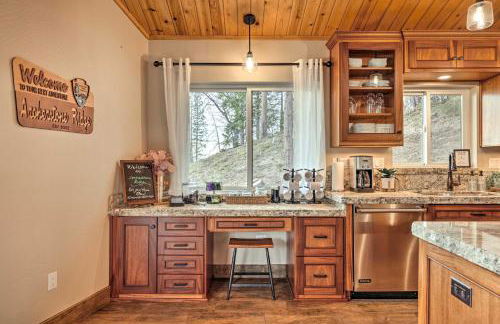 Hot Tub and Scenic Views Luxury Twain Harte Cabin! - Photo 5