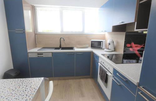 Bénodet : Superbe T2 rénové à 100m de la plage, parking inclus - FR-1-481-90 - Foto 6