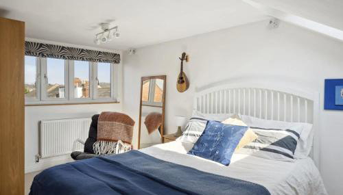 Beautiful Victorian Home on Peaceful Green Square - Foto 5