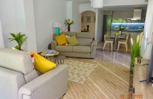 Gorgeous Apartment located in Elviria Marbella - Photo 9