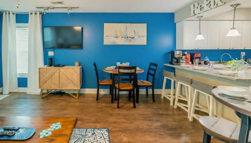 Waterfront Home, Short Walk to Beach, Deck/Balcony - Foto 5