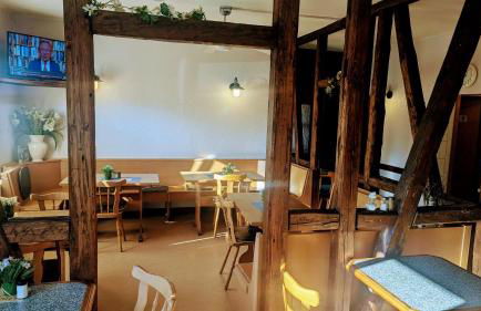 FeWo Urban Gotha-Apartment Ekhof- Am Schlosspark- Parken an der der Tür- Barrierefrei, 900 Meter zum Bahnhof - Wallbox - Foto 37