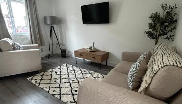 Stylish Barwell Home C with Free Parking - Sleeps 4 - Foto 3