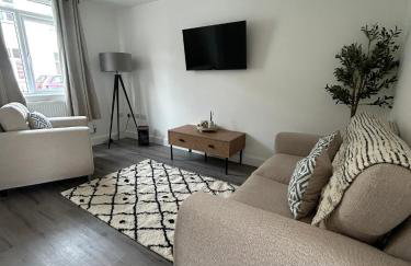 Stylish Barwell Home C with Free Parking - Sleeps 4 - Foto 3