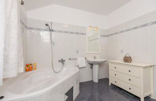 Holiday Home Trojkovic - Foto 4