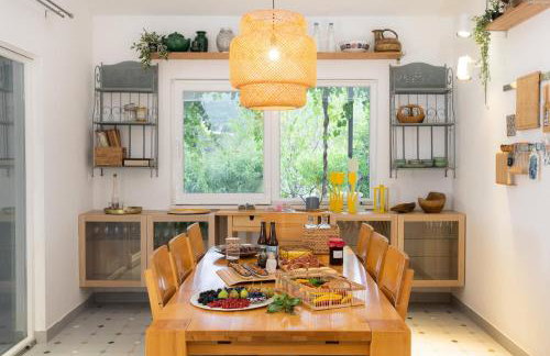 Villa Eleona with private pool and garden - Photo 34