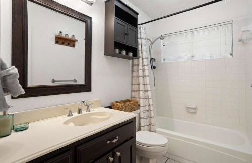 Best of Desoto - 5BR 3BA w Pool Patio BBQ Games - Foto 28