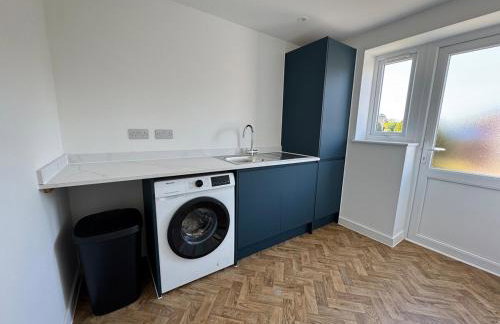 Modern & Spacious Home in Exeter - Smart TV & Xbox - Foto 5