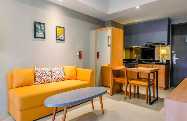 Luxury 1BR Apartment with Golf View at Mustika Golf Residence - Photo 6