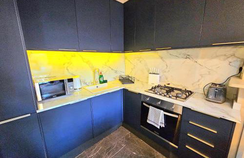 Stylish & Cosy Hyde Park Home by Tube Metro Stations with Elevator - Lift - Foto 14