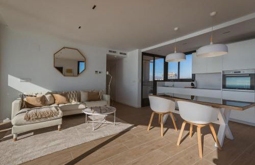 Modern sea front jacuzzi Blue Sky - Photo 4