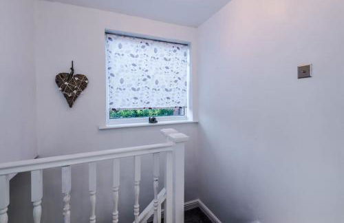 BIG 7xGuest House 3xVan Locked CarPort Garden Leeds & Bradford - Foto 9