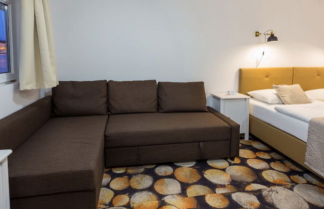 Grand Jules Boat Hotel Budapest - Photo 15