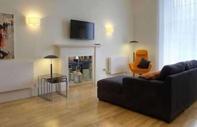 Clarendon Luxury Apartments - Photo 26