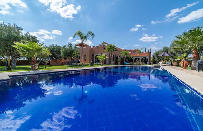 Villa With Heated Pool Breakfast Included - by Feelluxuryholidays - Foto 1