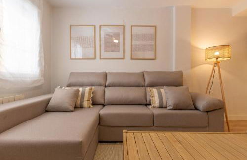 Arena Marina - Pool and relaxation near the airport - Foto 43