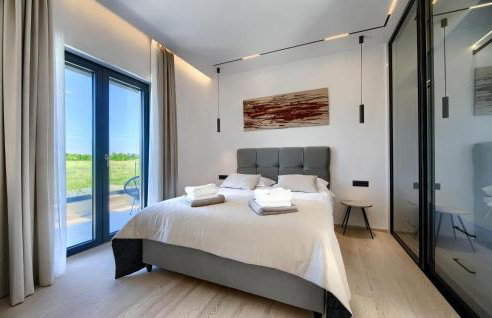 3 Bedroom Cozy Home In Nedescina - Foto 45