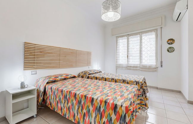 Cozy 2-Bedroom Flat with Balcony - Foto 3