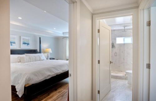 90 Walk Score, Steps to Beach, Dining - Foto 16