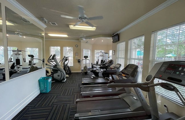 Vacation Resort Home Right Outside Of Disney World Parks With Private Pool 4 Bedroom Home by RedAwning - Foto 23