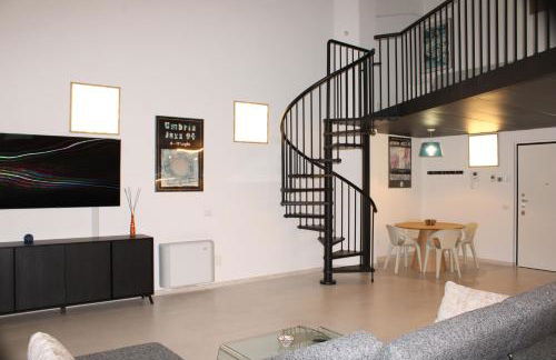 Milan Space Loft - Apartment close to M5 subway - Free Parking - Sky & Netflix TV - Foto 10
