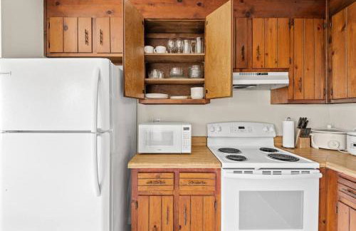 Prime Location 2 BR Oasis with Washer and Dryer - Foto 11