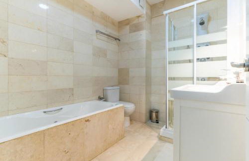 Apartamentos Castillo by Sur Suites - Photo 94