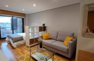 Estudio céntrico con garaje y vistas al mar. - Foto 7