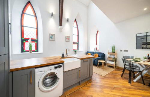 The Church Front - Photo 14