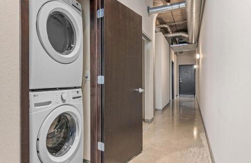 2KBD2BA Steps from Target Center+GYM+KTCHN+LNDRY - Foto 36