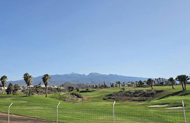 1 Bed Apt Sleeps 5 - Indoor Pool - Free Parking - Foto 9