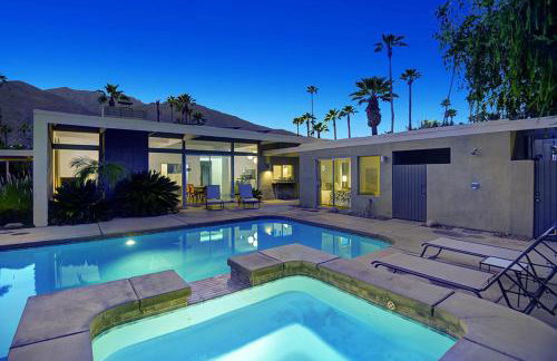 Retro Rendezvous Pool and Spa MidCentury Modern Home - Foto 4