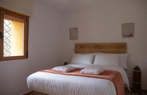 'El Mirador de Sotillo', un Oasis de Confort con Piscina y Jacuzzis - Photo 3