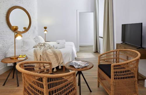 Lodgingmalaga Plaza de la Constitución - Photo 60