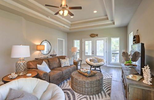 Port St Joe Beach House with Pool Access! - Foto 1