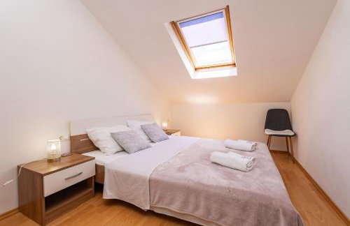 RITA - Charming 2-Bedroom Apartment with sea view, Slano - Foto 7