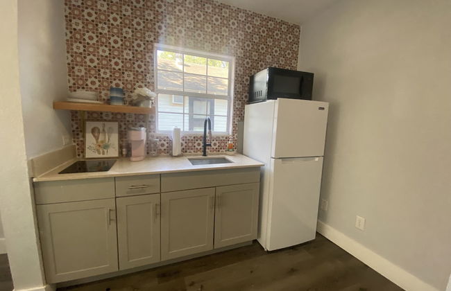 The Cherry Blossom - Photo 9