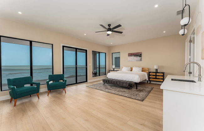 Spacious Bay - Photo 39