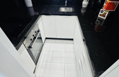 Marbella city center appartment walking distance beach and plaza de los naranjos - Photo 28