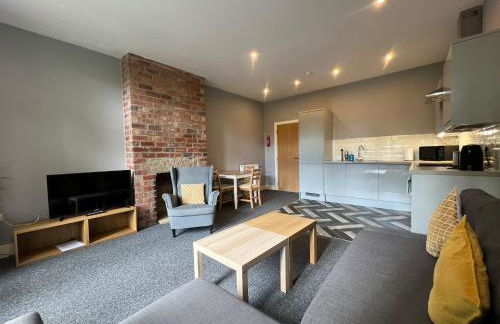 1 bed Apt close to Leeds Arena Sleeps up to 4 people F3 - Photo 2