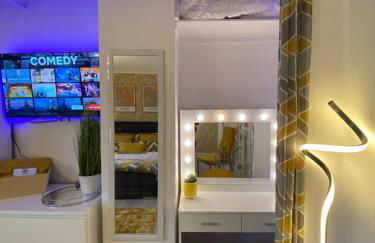 NEW…THE HOTTUB HOUSE BLACKPOOL PLEASURE BEACH - Photo 34