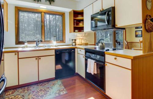 Peaceful Sapphire Cabin with Mountain Views - Foto 13