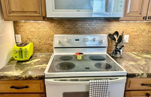 Ocean Front 2 bedroom 2 bath second floor condo at Fairwinds Cove - Photo 4