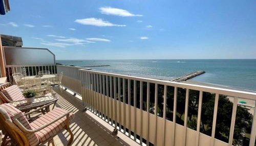 Precious sea View Apartment - Foto 2, furniture