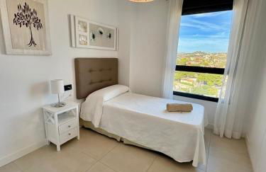 Apartamento de 3 dormitorios, piscina y parking - Photo 10