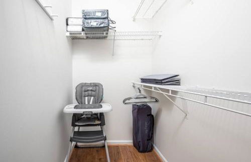 Duke 10 Min Away 3 Bedroom - Photo 29