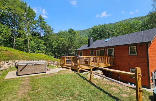 Experience the charm of Peak Hill Home, a cozy 3-BR retreat close to Ski Resort - Foto 43