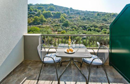 Luxurious Apartments Maslina with Beach - Photo 6