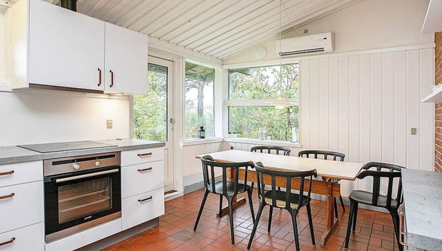 6 Person Holiday Home in Gilleleje - Foto 4, Cocina privada